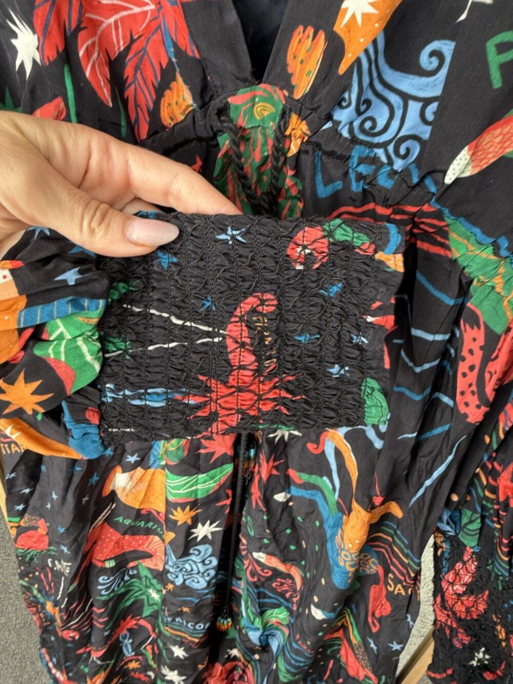 FARM Rio Zodiac Print Maxi Dress Black Red Balloon Sleeve size M - Picture 5 of 10
